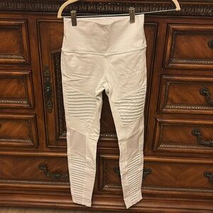 Alo Yoga Leggings
